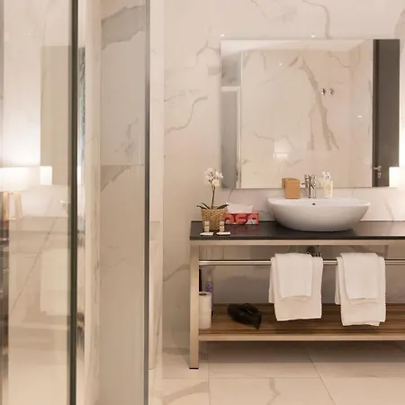 Live In - 68 Regras Oporto