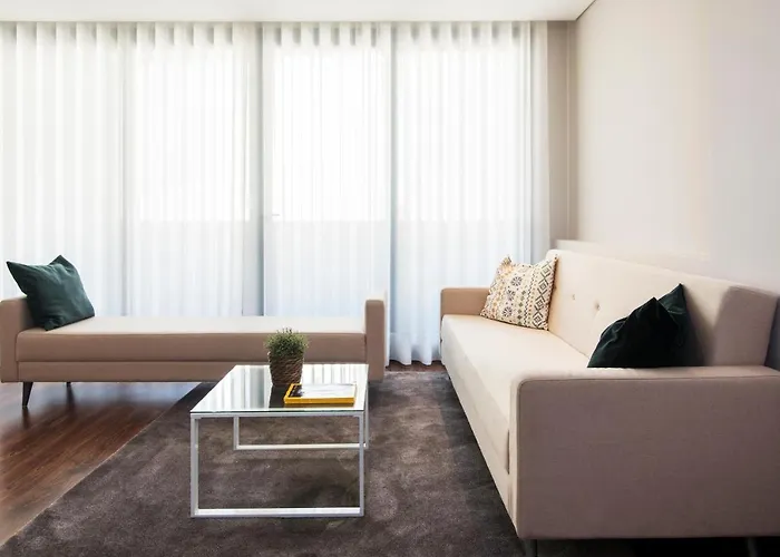 Live In - 68 Regras 公寓 *