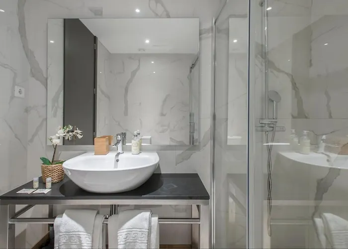 Live In - 68 Regras 波尔图