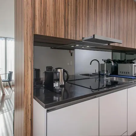 Live In - 68 Regras Appartement