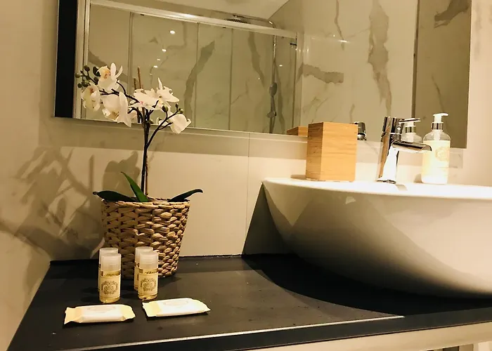 Live In - 68 Regras דירה