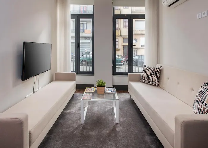 Live In - 68 Regras דירה