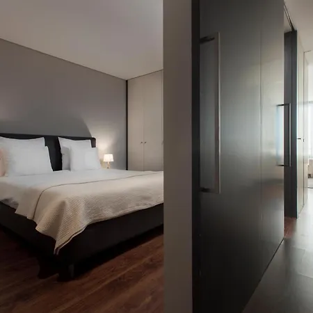 Live In - 68 Regras Oporto