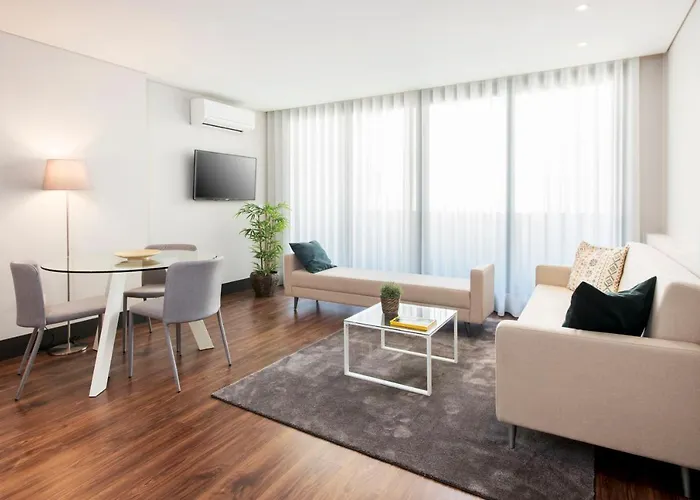 شقة Live In - 68 Regras *