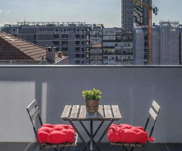 Live In - 68 Regras Appartamento Oporto